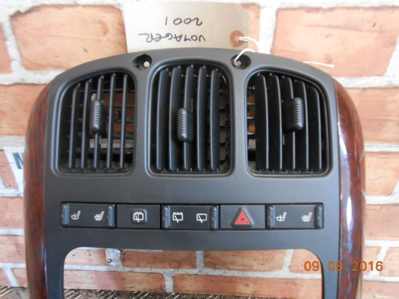 CHRYSLER VOYAGER 2001 HEATER CONTROL AIR VENT SURROUND TRIM PANEL 05009175AA