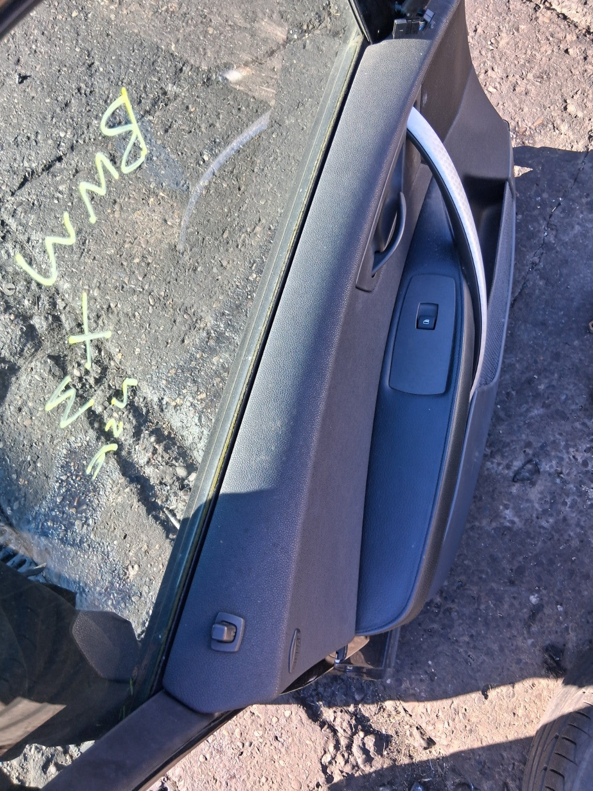 2004 BMW X3 E83 NSR PASSENGER SIDE FRONT LEFT COMPLETE DOOR BLACK