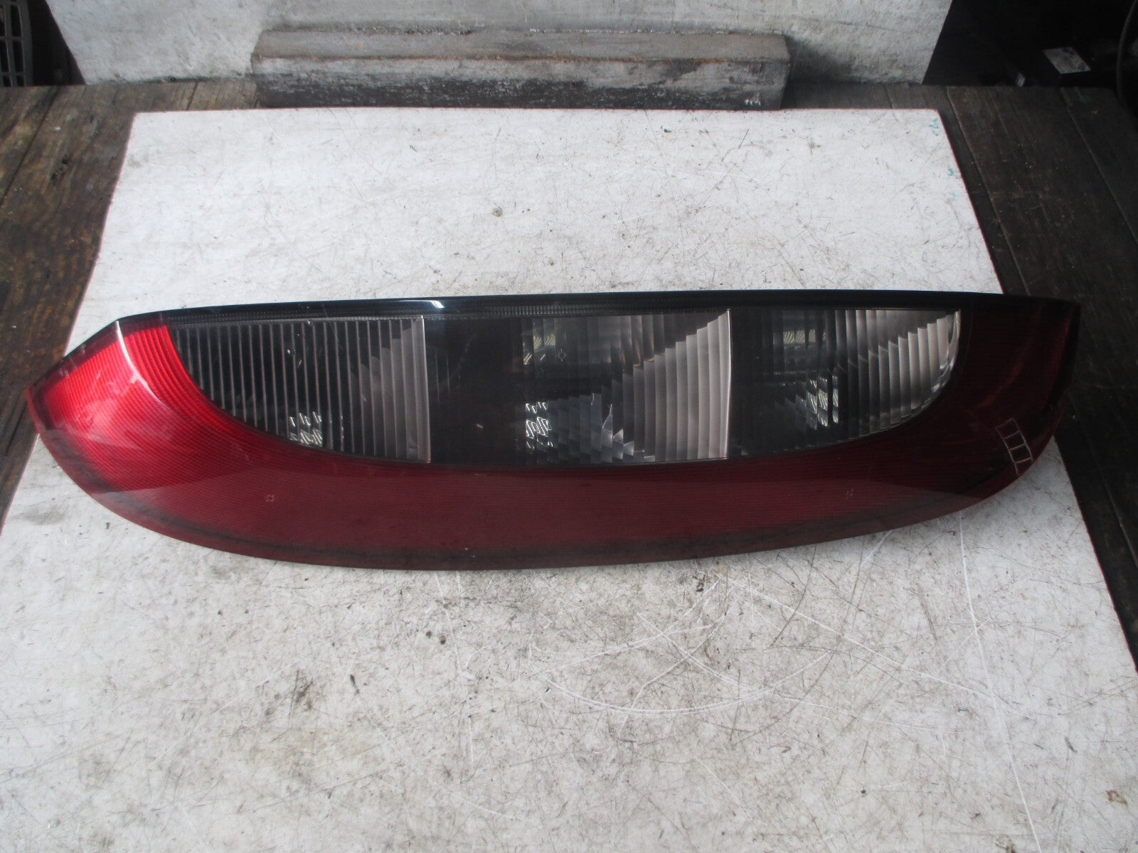 VAUXHALL CORSA C 2002 NSR PASSENGER SIDE REAR LIGHT 09114336