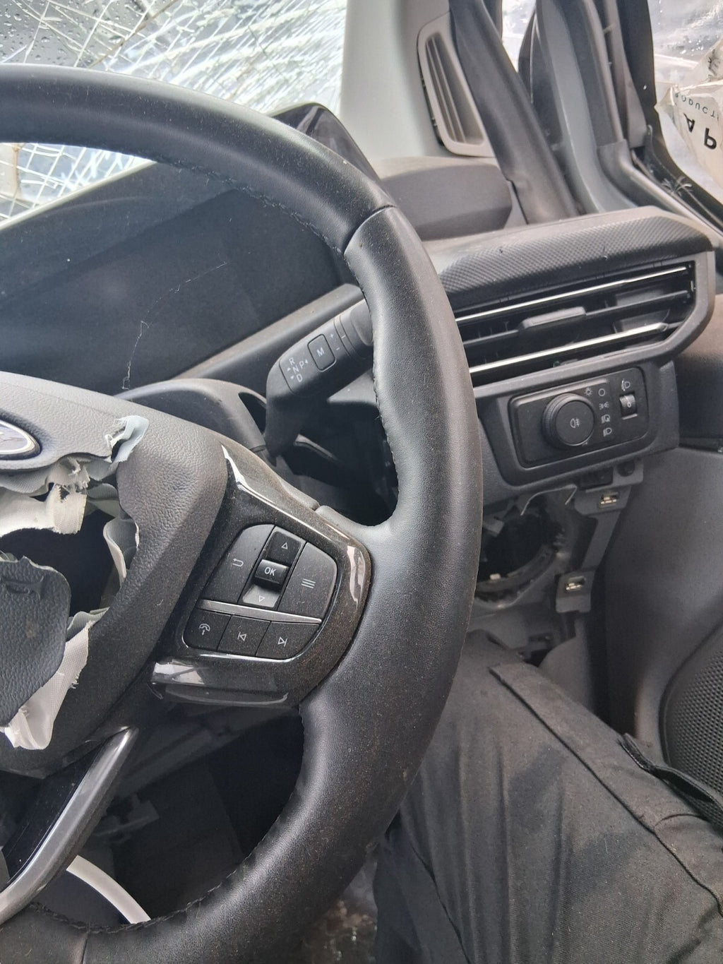2024 FORD TRANSIT CUSTOM MK2 LIMITED EDITION MULTI SPOKE STEERING WHEEL