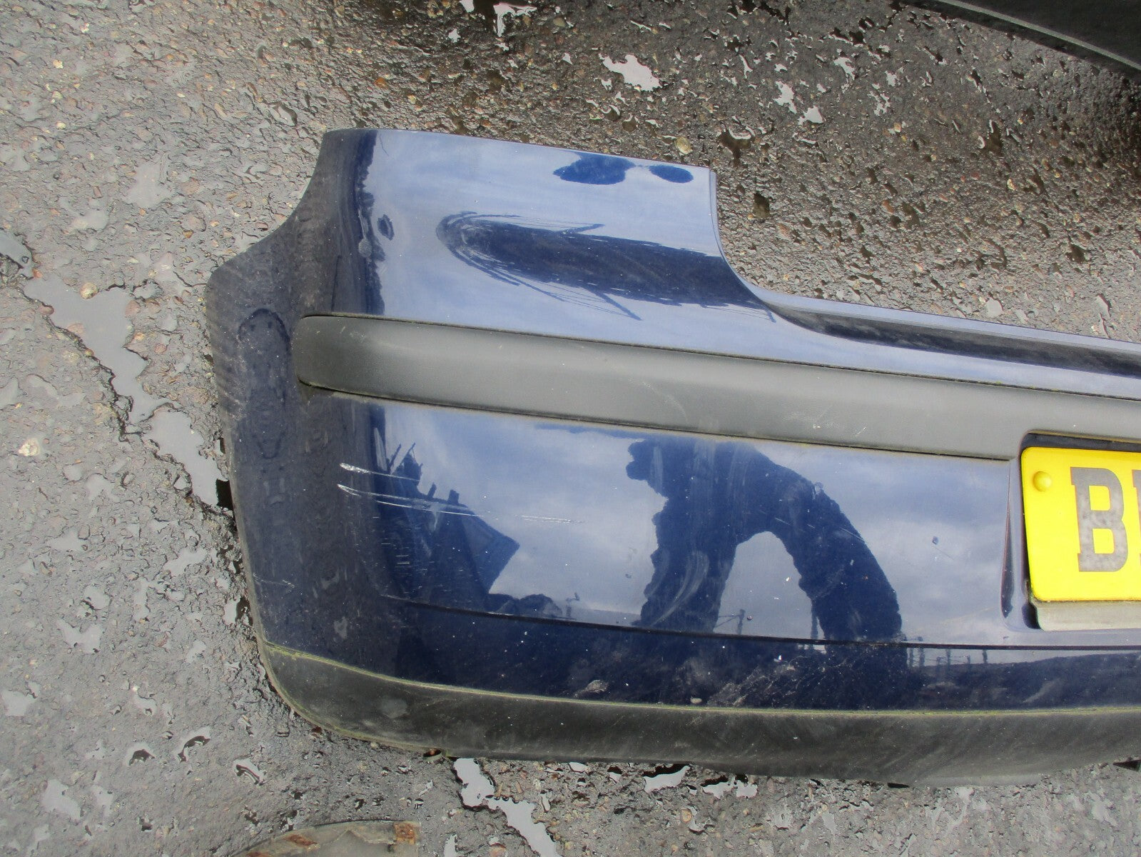 VW VOLKSWAGEN POLO 9N (MK4) COMPLETE REAR BUMPER DARK BLUE