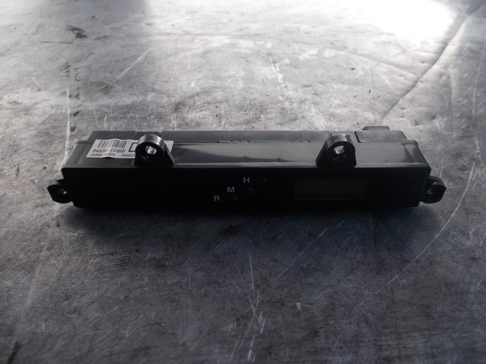 KIA RIO MK2 2008 DIGITAL CLOCK DISPLAY SCREEN 945201G950
