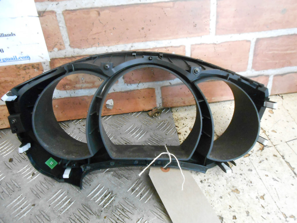 KIA RIO MK3 2015 INTERIOR SPEEDO CLOCKS SURROUND PLASTIC TRIM 84832-1W900