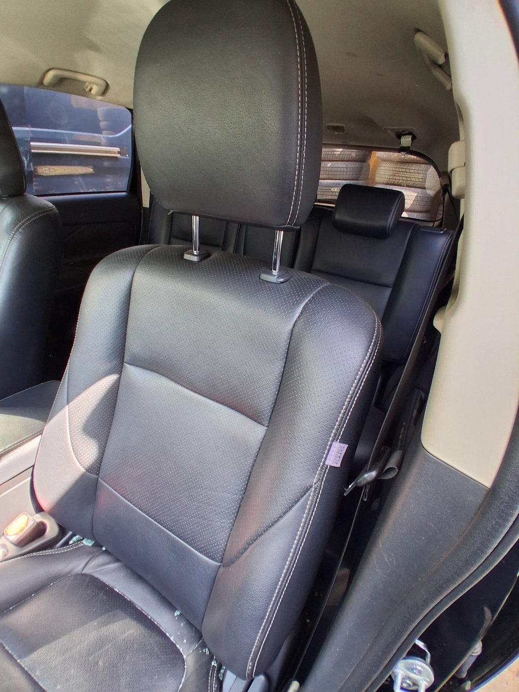2018 MITSUBISHI OUTLANDER MK3 NSF PASSENGER SIDE FRONT LEATHER COMPLETE SEAT