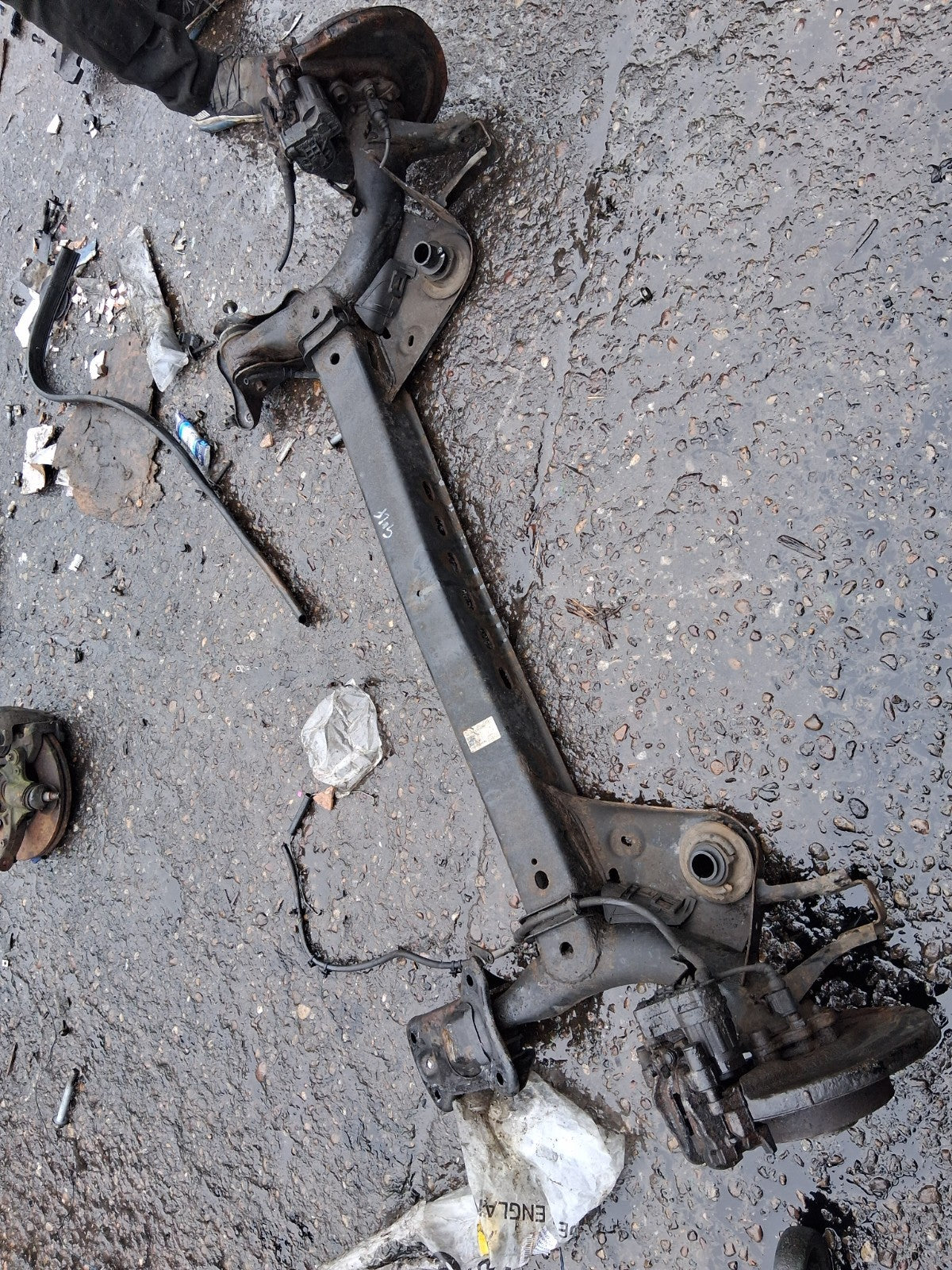VW VOLKSWAGEN GOLF MK7 2013 1.6 TDI DIESEL REAR AXLE 5Q0501049AF