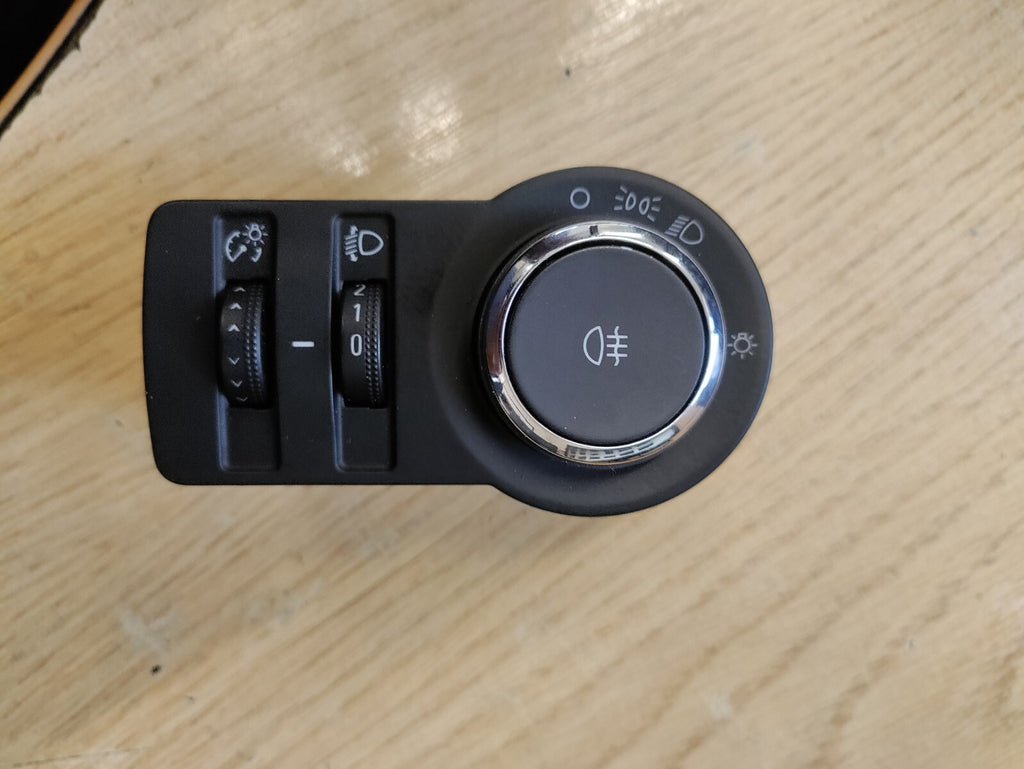2010 VAUXHALL ASTRA J MK6 HEADLIGHT CONTROL SWITCH 13268697
