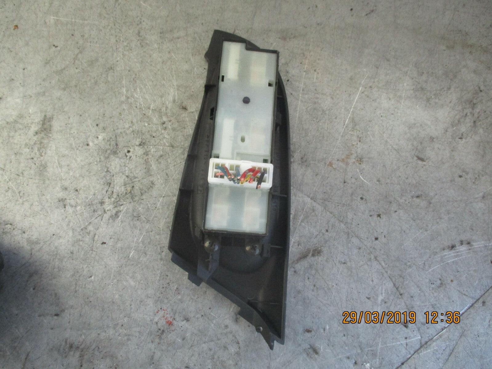 NISSAN ALMERA 2003 OSF DRIVER SIDE FRONT WINDOW CONTROL SWITCH PANEL 9664981980