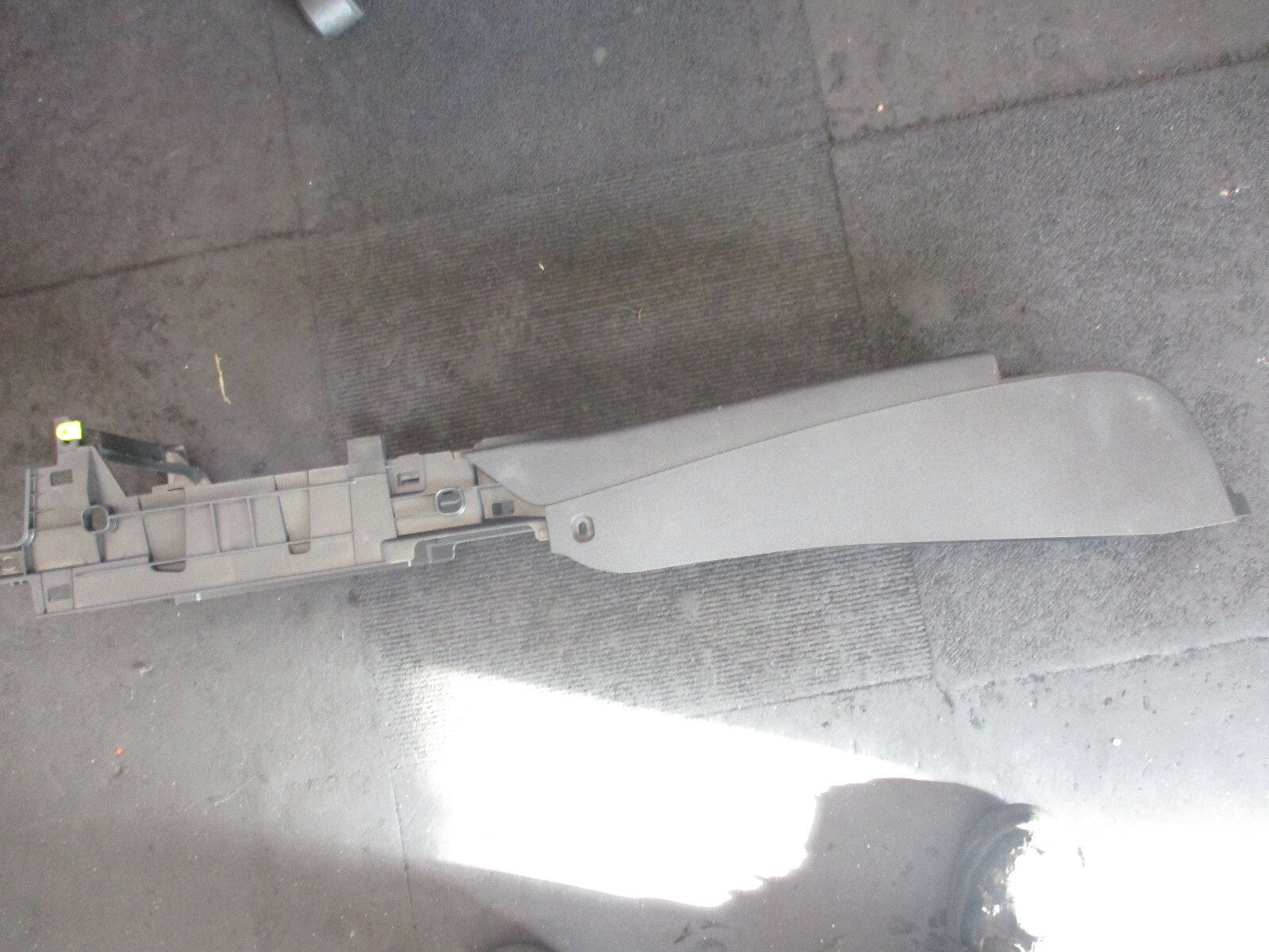 VAUXHALL CORSA E 2014 PLASTIC TRIM SURROUND CENTRE CONSOLE 13390674