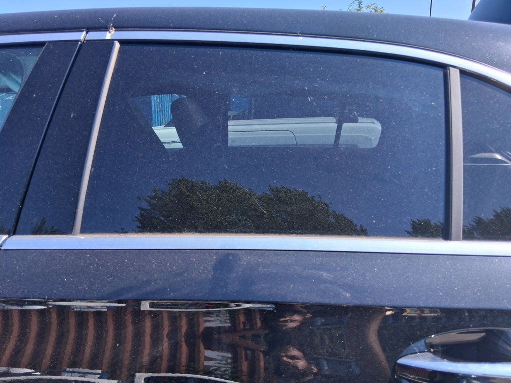 2023 MERCEDES BENZ A CLASS AMG W177 NSR PASSENGER SIDE REAR MAIN WINDOW GLASS