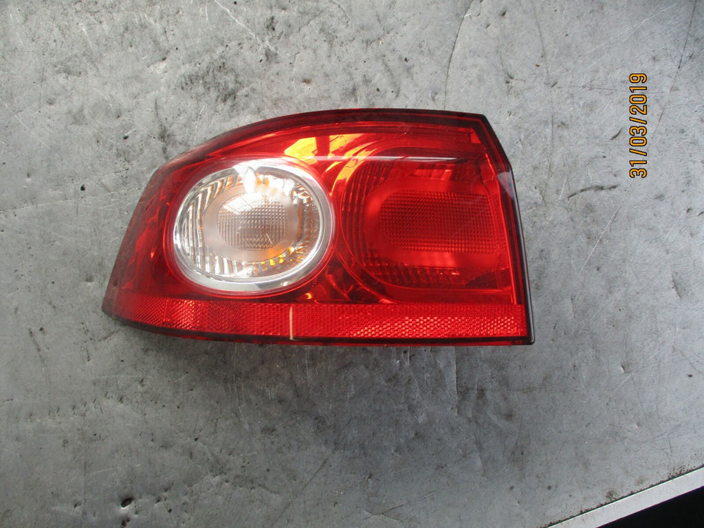 RENAULT LAGUNA MK2 NSR PASSENGER SIDE REAR LIGHT TAIL LIGHT 8200262667