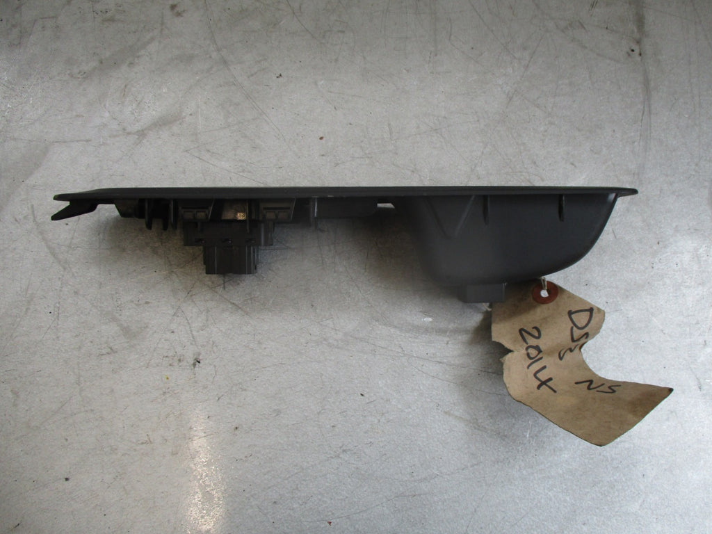 CITROEN DS3 2014 NS PASSENGER SIDE SINGLE ELECTRIC WINDOW SWITCH 96638232XT