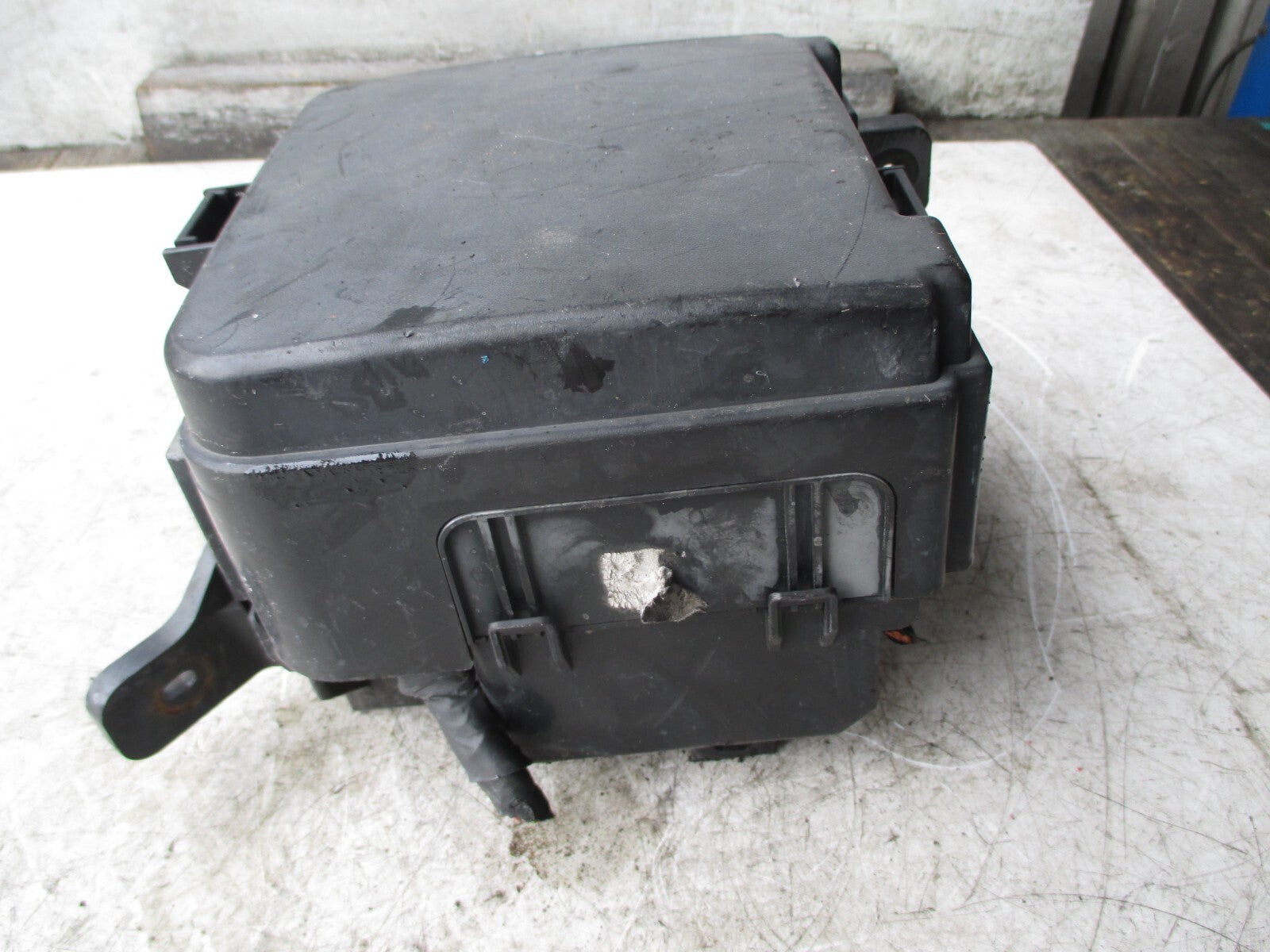 HYUNDAI I30 MK1 1.6 2010 FUSE BOX RELAY MODULE