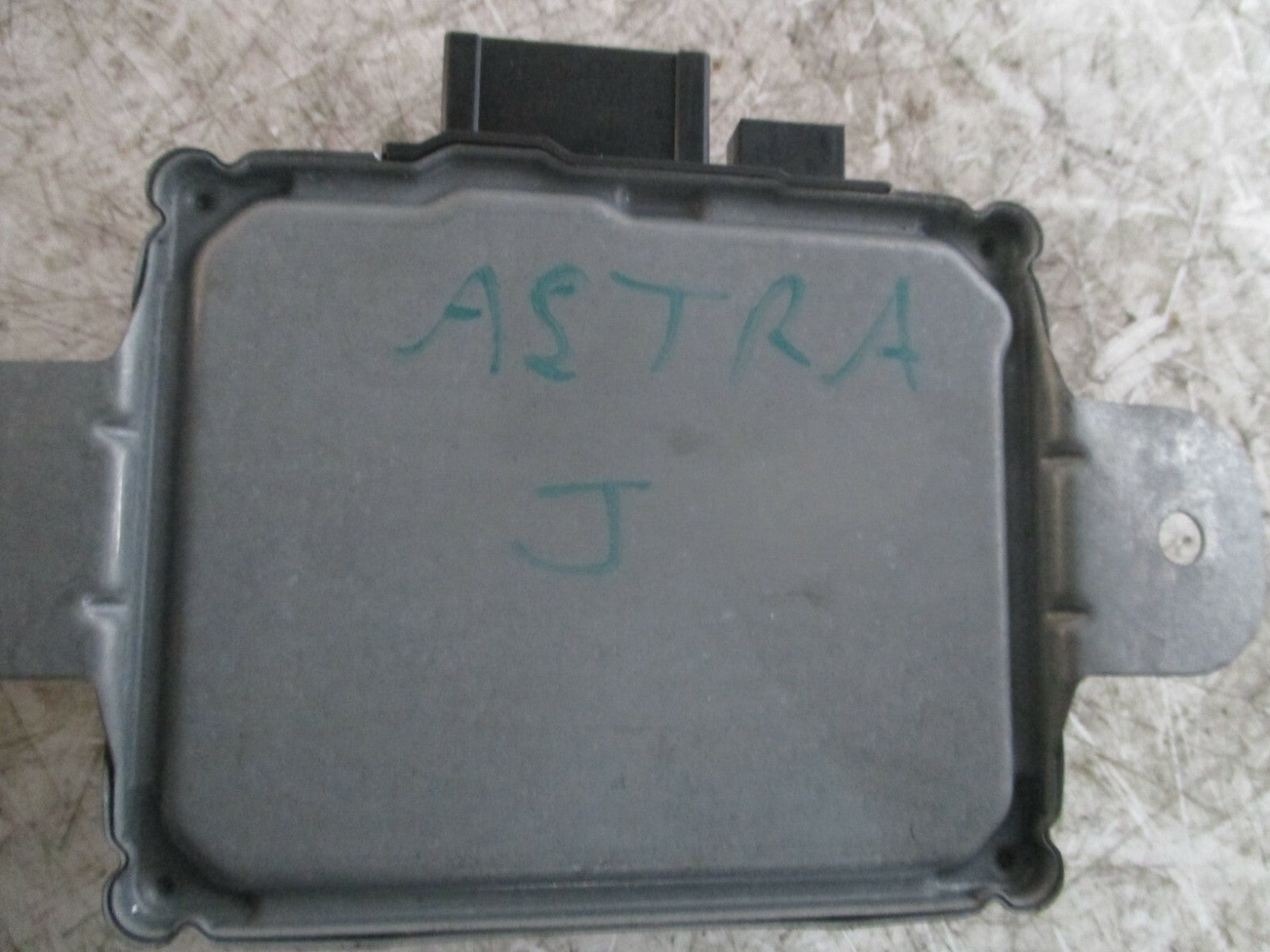 VAUXHALL ASTRA J 2013 PHONE NAVIGATION POWER SUPPLY MODULE 13306647