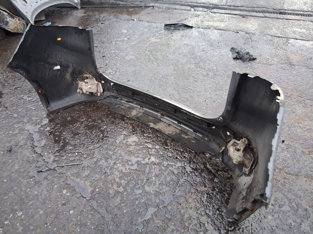 2017 VAUXHALL ZAFIRA C TOURER COMPLETE REAR BUMPER WITH PDC SENSORS GREY