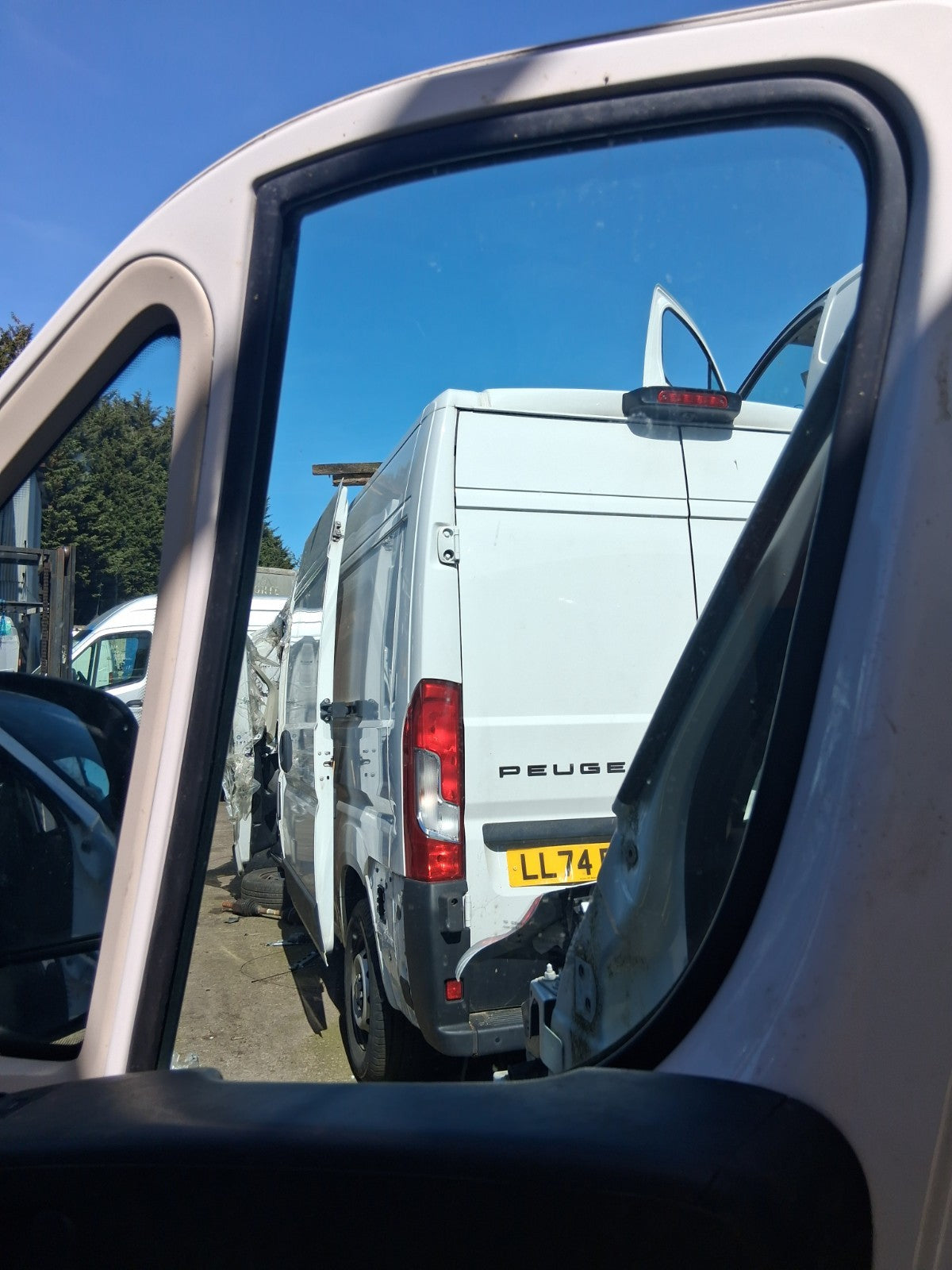 2021 CITROEN RELAY MK3 OSF DRIVER SIDE FRONT DOOR MAIN GLASS