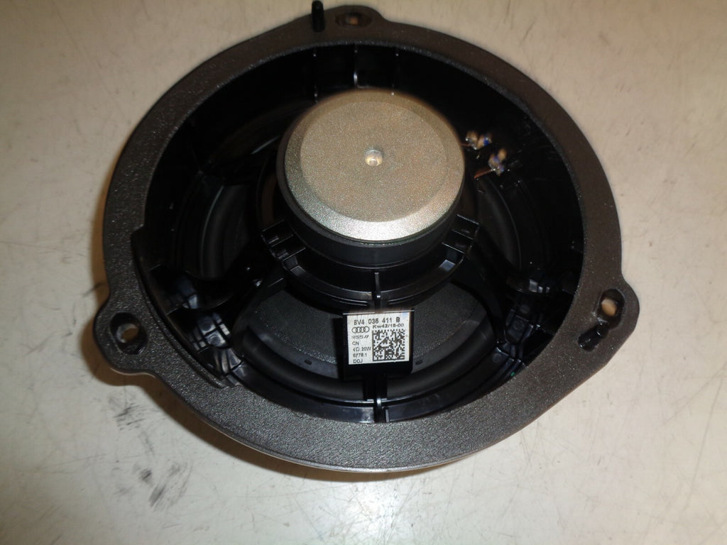 AUDI A3 8V 2017 5 DOOR S-LINE OSR DRIVER SIDE REAR DOOR SPEAKER 8V4036411B