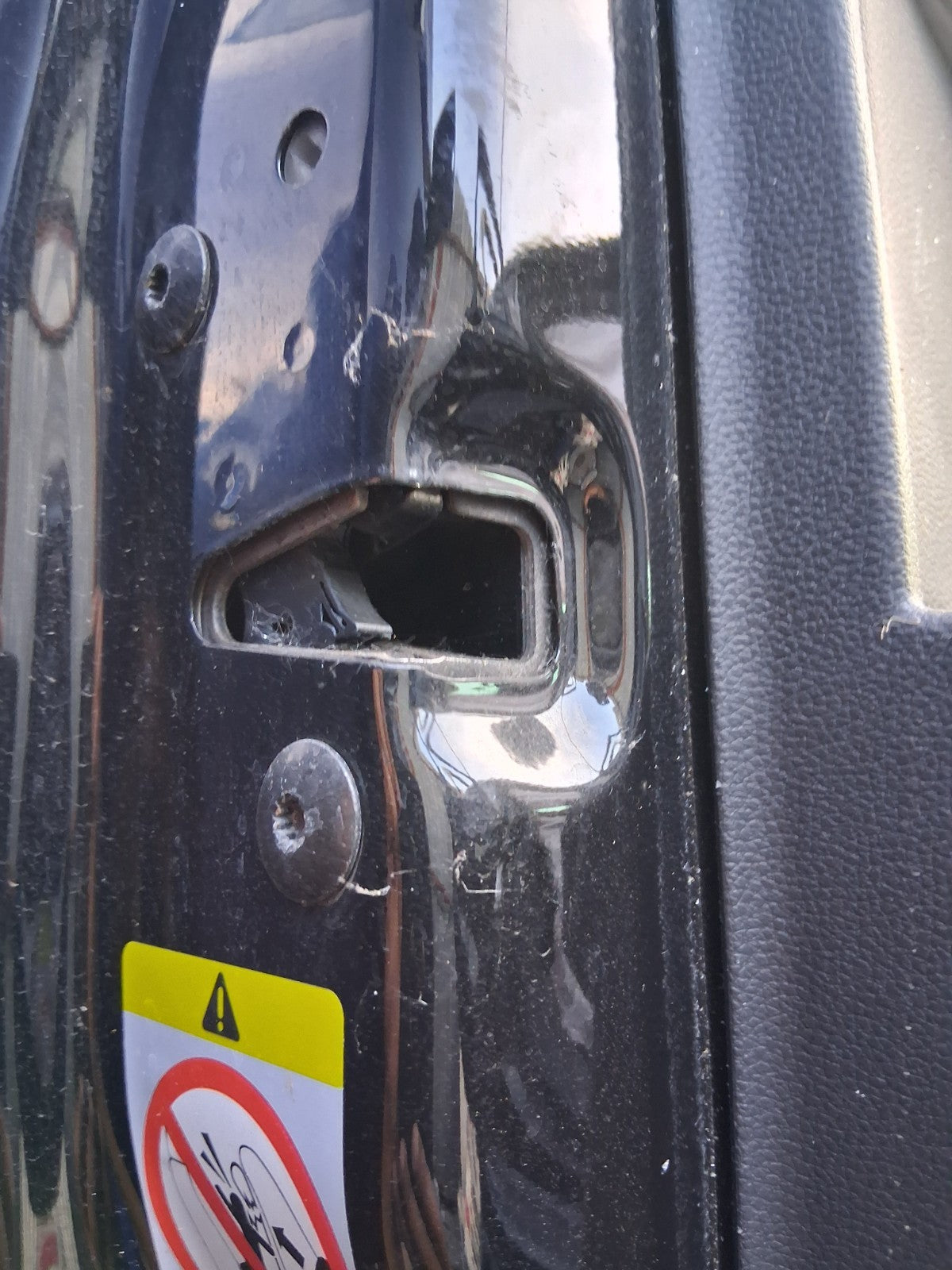 2023 SEAT IBIZA MK5 6F NSF PASSENGER SIDE FRONT DOOR LOCK MECHANISM