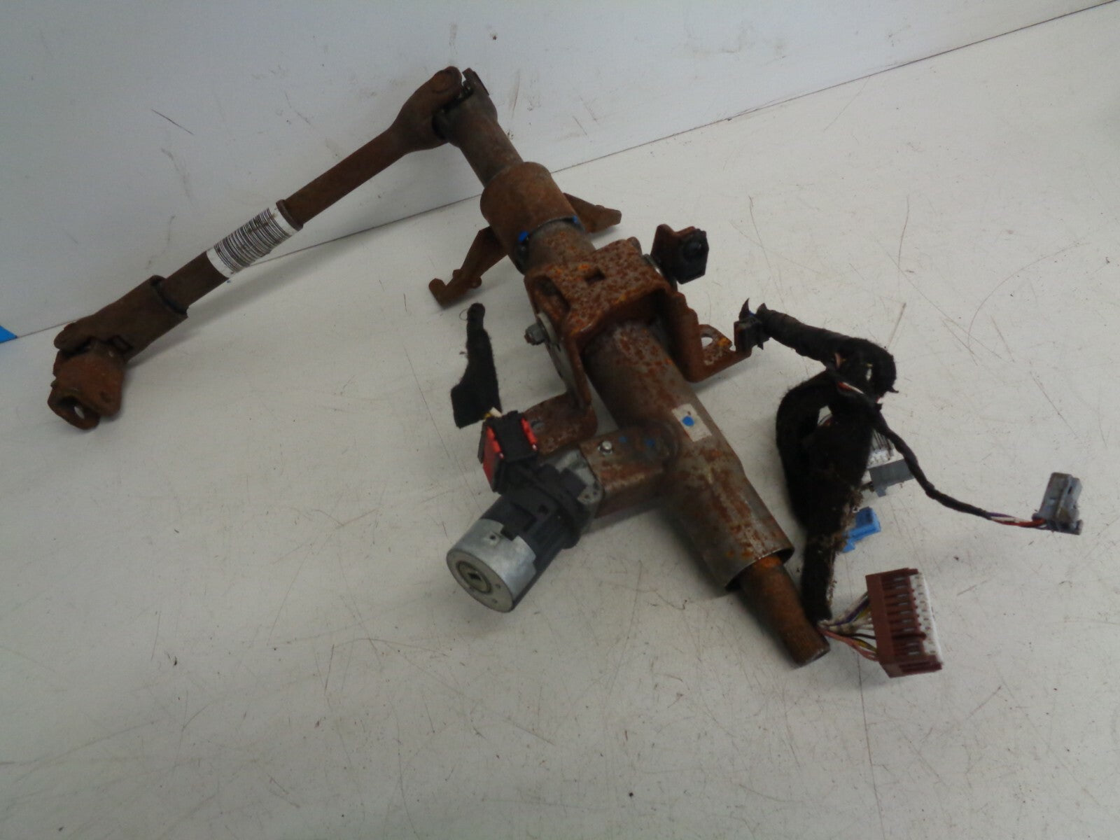 VW VOLKSWAGEN PASSAT B7 2014 B6 BARE STEERING COLUMN 3C2419501N