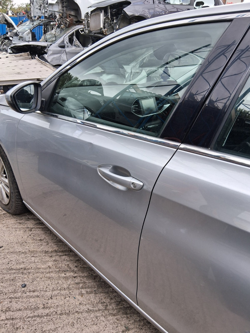 2014 PEUGEOT 308 MK2 NSF PASSENGER SIDE FRONT BARE DOOR GRIS ALUMINIUM EZR