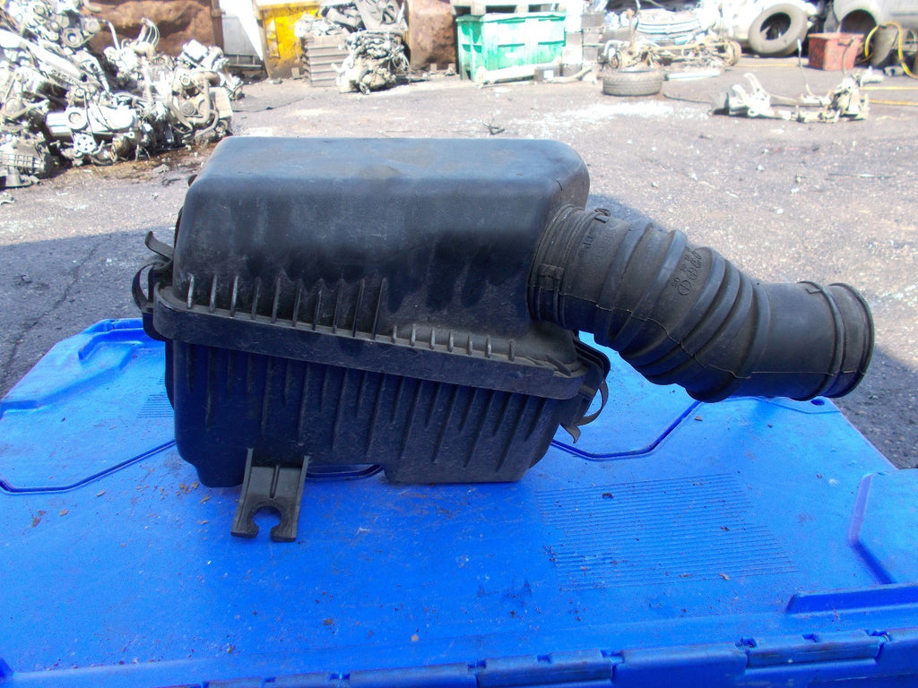 2004 HYUNDAI GETZ GSI 1.1 PETROL AIR FILTER BOX 281101C000