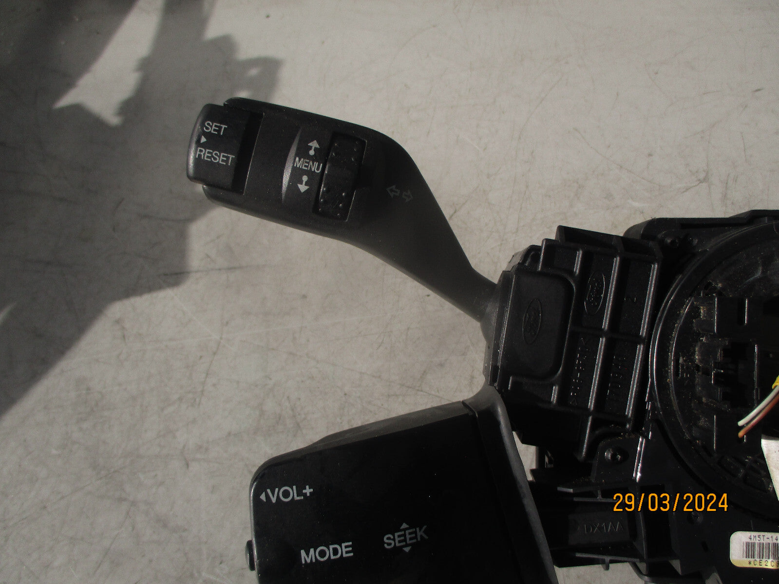 2009 FORD FOCUS INDICATOR WIPER SWITCH STALK AIR BAG SQUIB 4M5T14A664AB
