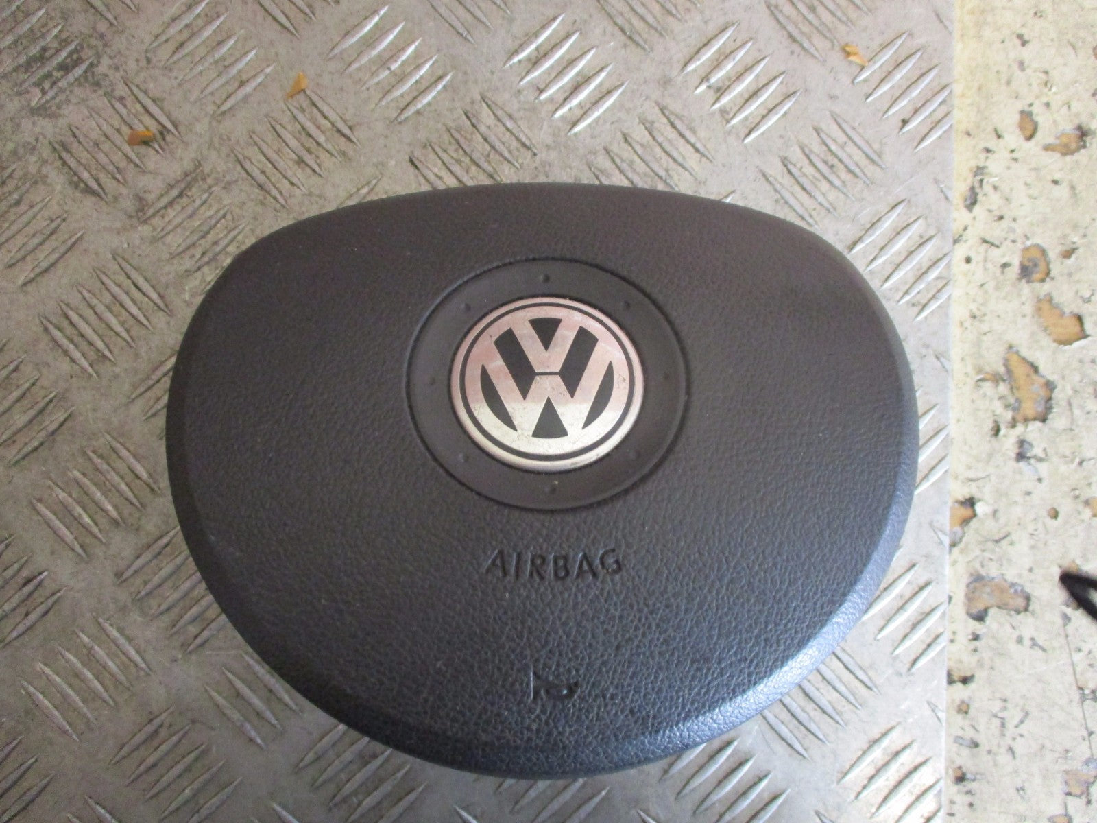 VW PASSAT 2005 4 SPOKE STEERING WHEEL AIRBAG AIR BAG UNIT 1K0880201N1BZ