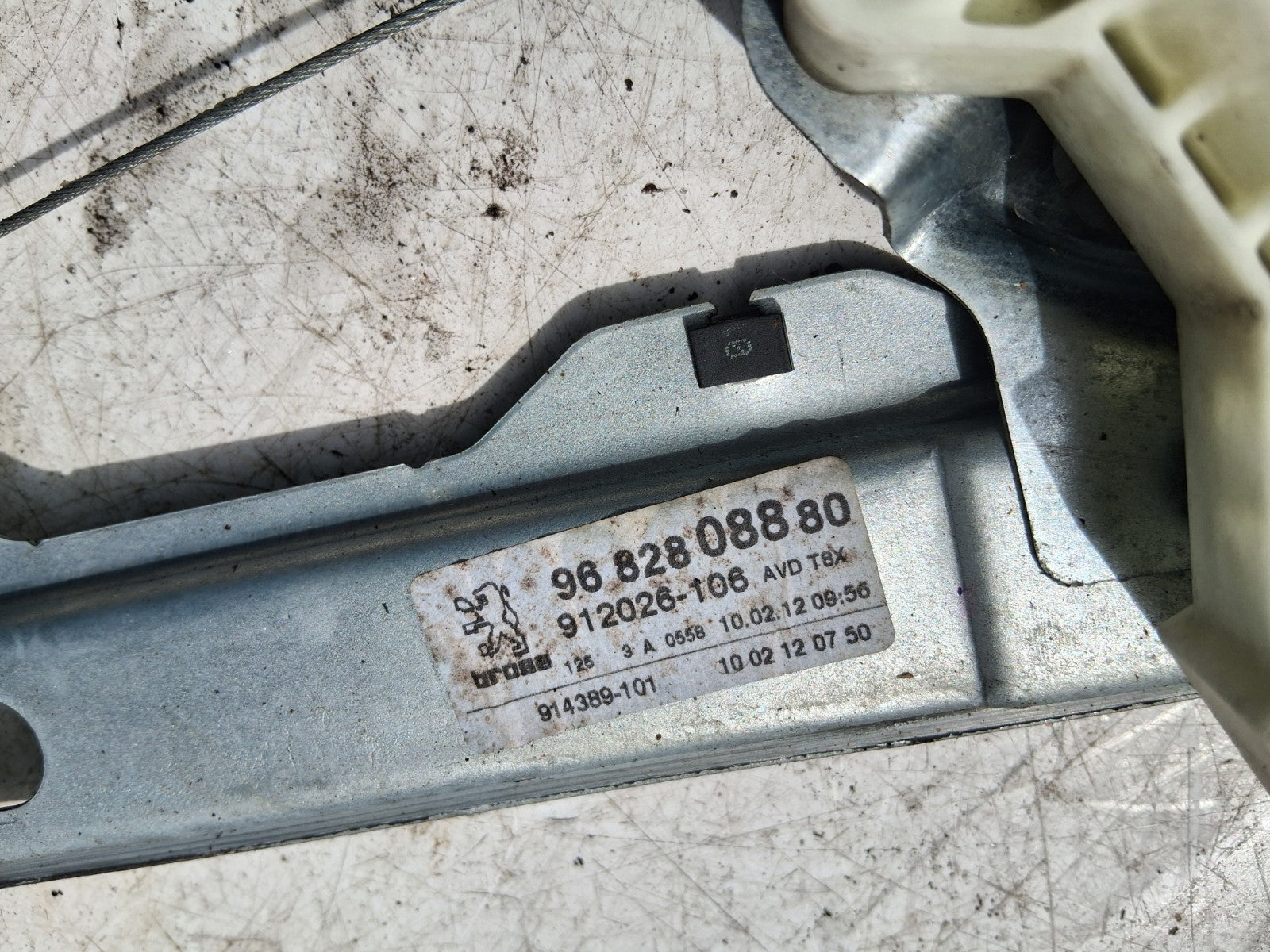 2012 PEUGEOT 3008 MK1 OSF DRIVER SIDE FRONT WINDOW MOTOR REGULATOR 9682808880