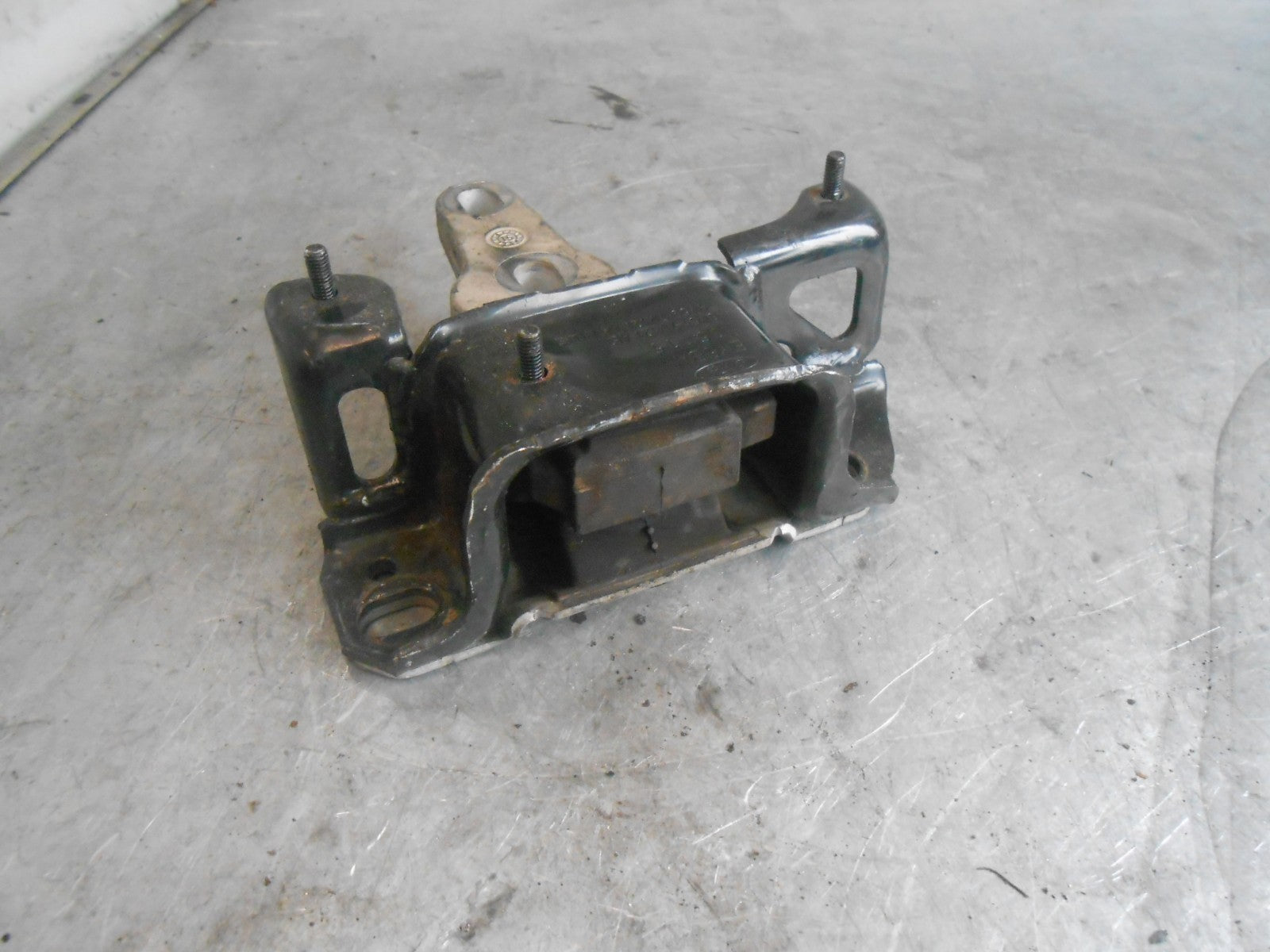 FORD FIESTA MK7 2009-2017 1.0 ECOBOOST OS DRIVER SIDE ENGINE MOUNT 8V517M121AE