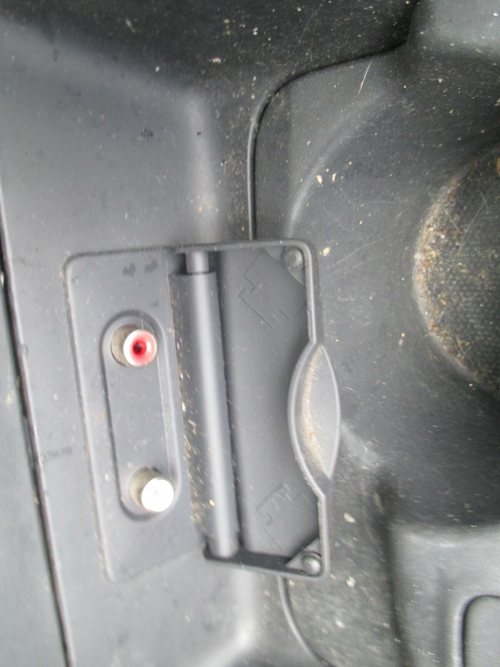 RENAULT MEGANE 2011 MK3 CENTRE CONSOLE ARMREST
