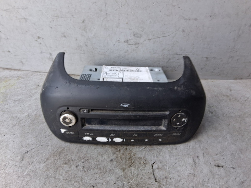 2015 PEUGEOT BIPPER RADIO CD PLAYER STEREO HEAD UNIT 7643727316