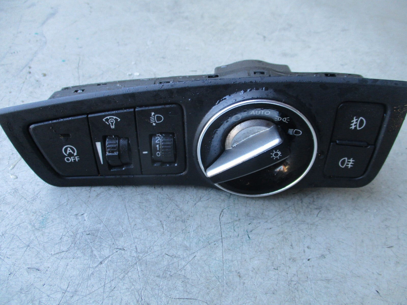 2012 HYUNDAI I40 1.7 DIESEL HEADLIGHT CONTROL SWITCH 933003Z970