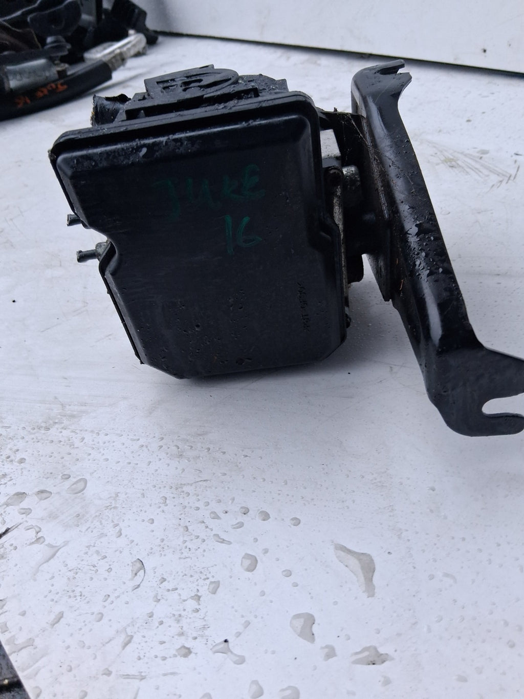 NISSAN JUKE 2016 F15 ABS PUMP MODULE A98000B51