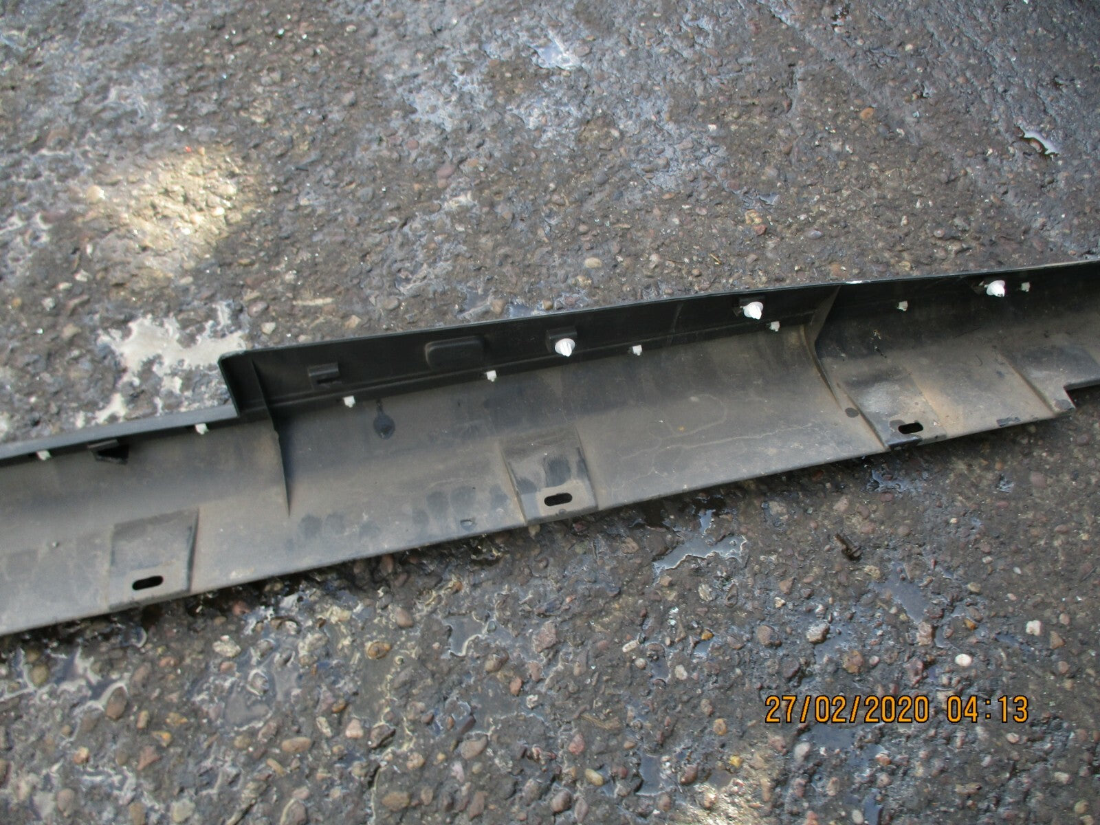 FORD B MAX 2017 NS PASSENGER SIDE SKIRT PLASTIC TRIM SILL COVER