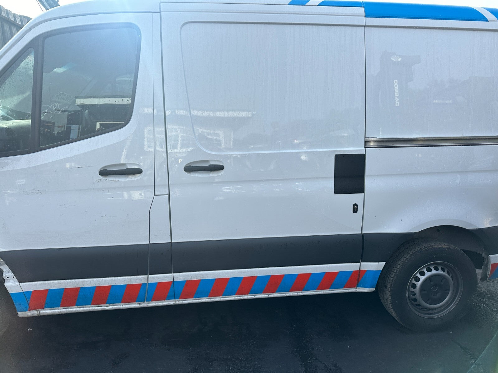 2024 MERCEDES SPRINTER W907 LOW ROOF NS PASSENGER SIDE SLIDING DOOR BARE WHITE