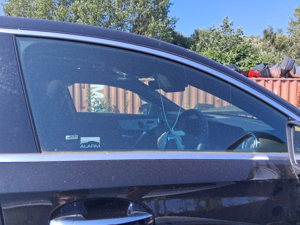 2023 MERCEDES BENZ A CLASS AMG W177 OSF DRIVER FRONT DOOR MAIN WINDOW GLASS