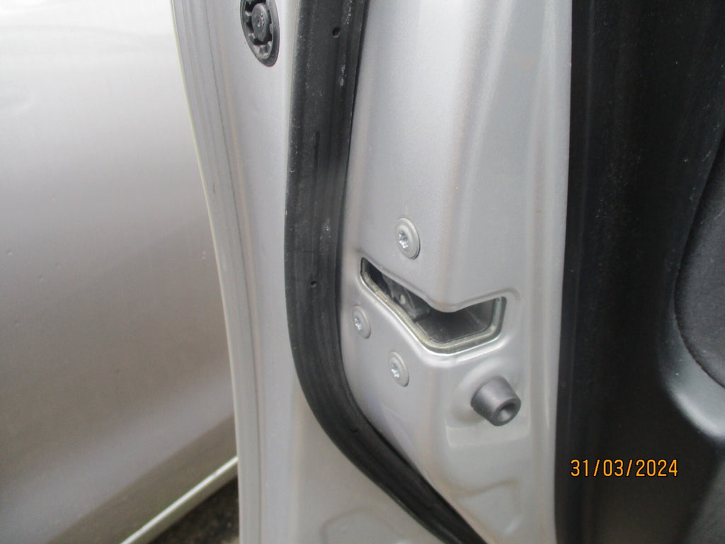 TOYOTA PRIUS MK3 2014 XW30 NSF PASSENGER SIDE FRONT DOOR LOCK MECHANISM