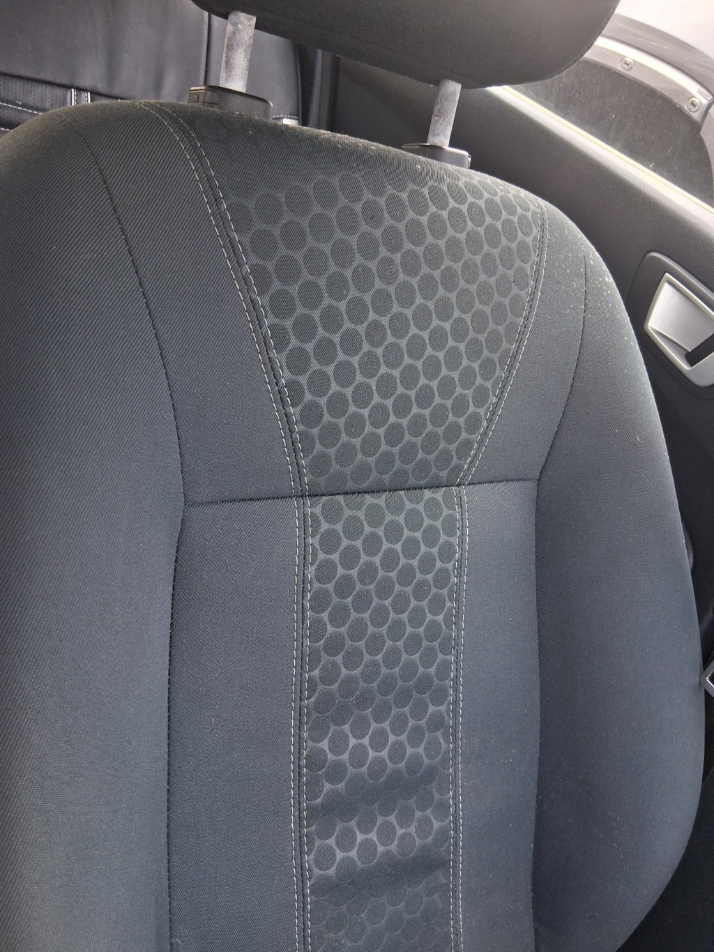 2012 FORD FIESTA MK7 NSF PASSENGER SIDE FRONT LEFT COMPLETE FABRIC SEAT
