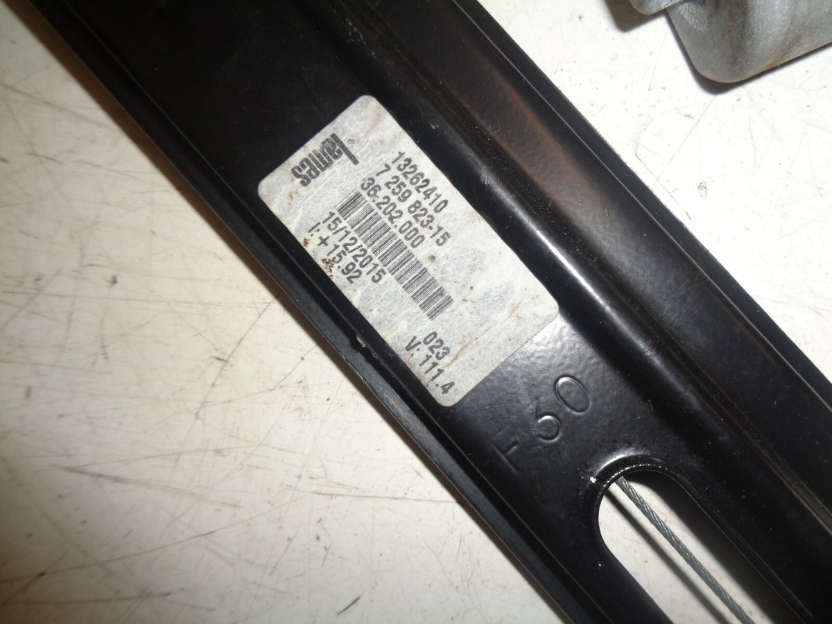 BMW 3 SERIES F30 2015 NSF PASSENGER SIDE FRONT WINDOW MOTOR REGULATOR 7259823