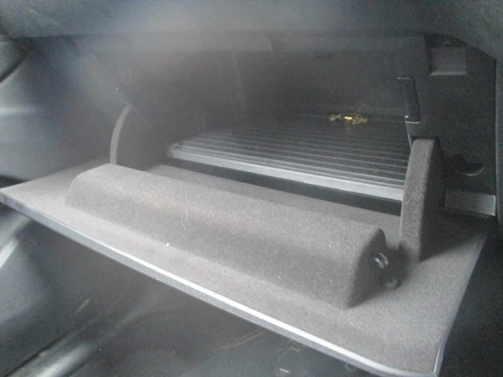 BMW X1 2018 F48 NS PASSENGER SIDE STORAGE COMPARTMENT GLOVEBOX