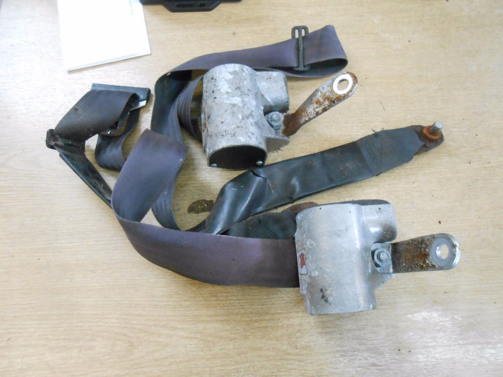 ALFA ROMEO 105 2000 GT VELOCE PAIR OF FRONT SEAT BELTS DRIVER PASSENGER FRONT