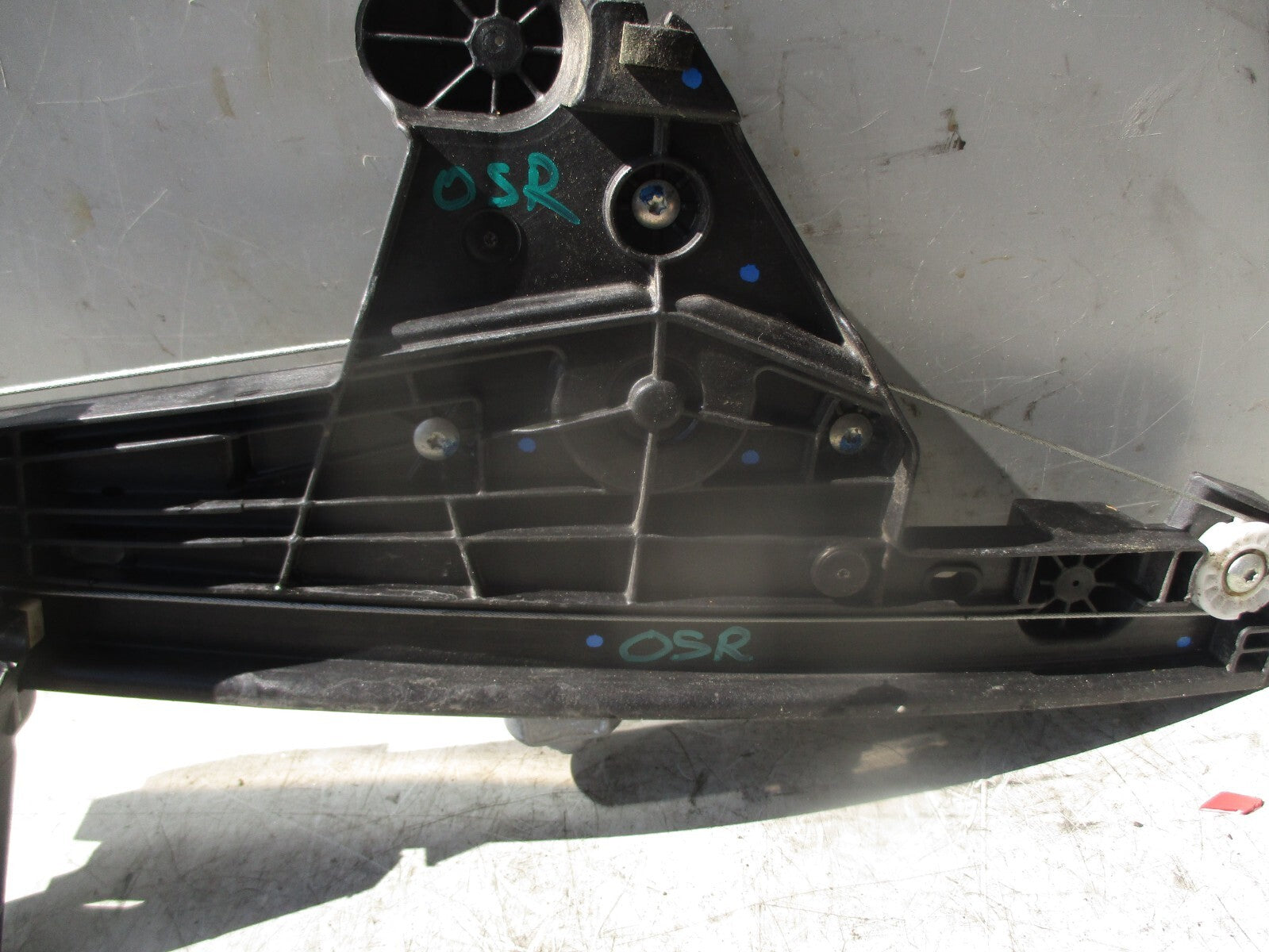 2021 CITROEN C4 MK3 OSR DRIVER SIDE REAR WINDOW MOTOR & REGULATOR 9832714280