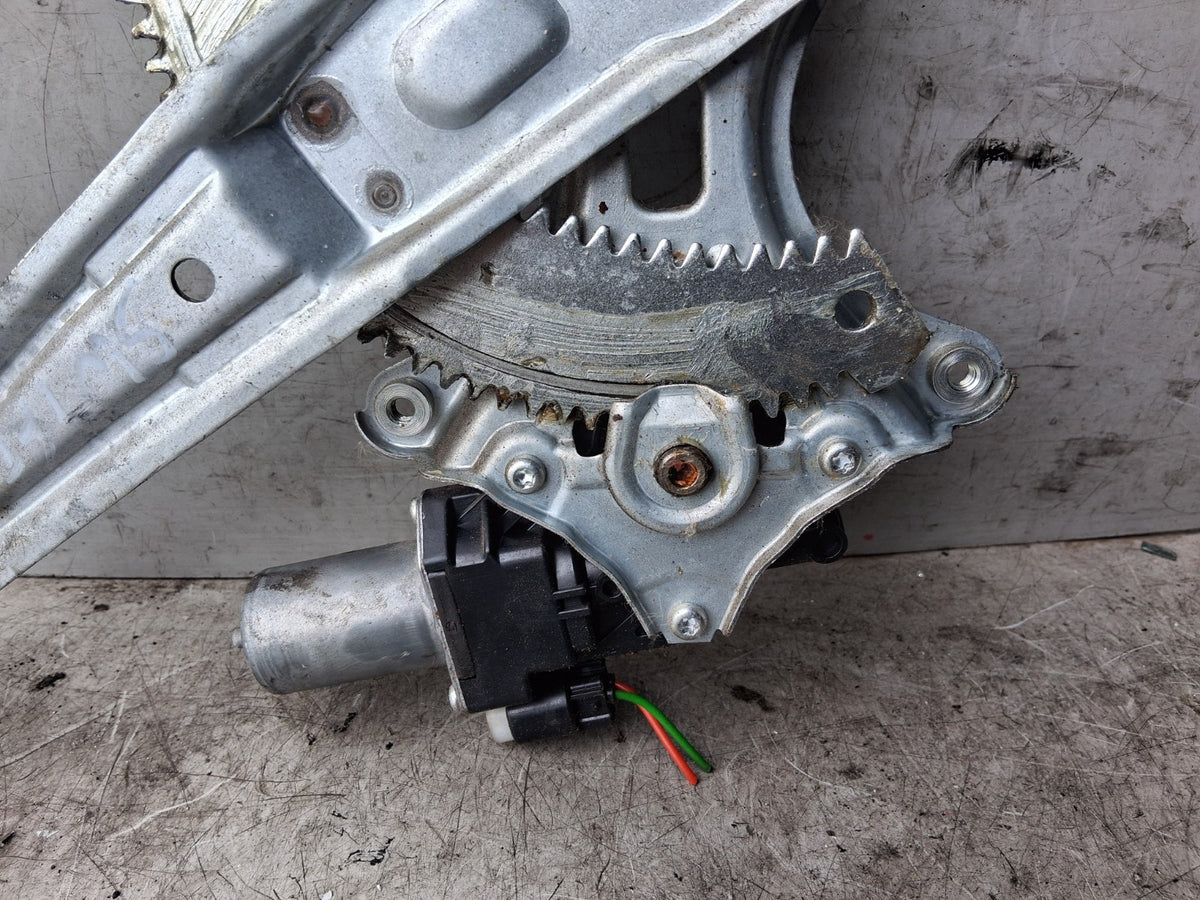 SUZUKI SWIFT MK3 2016 OSR DRIVER SIDE REAR RIGHT WINDOW MOTOR & REGULATOR