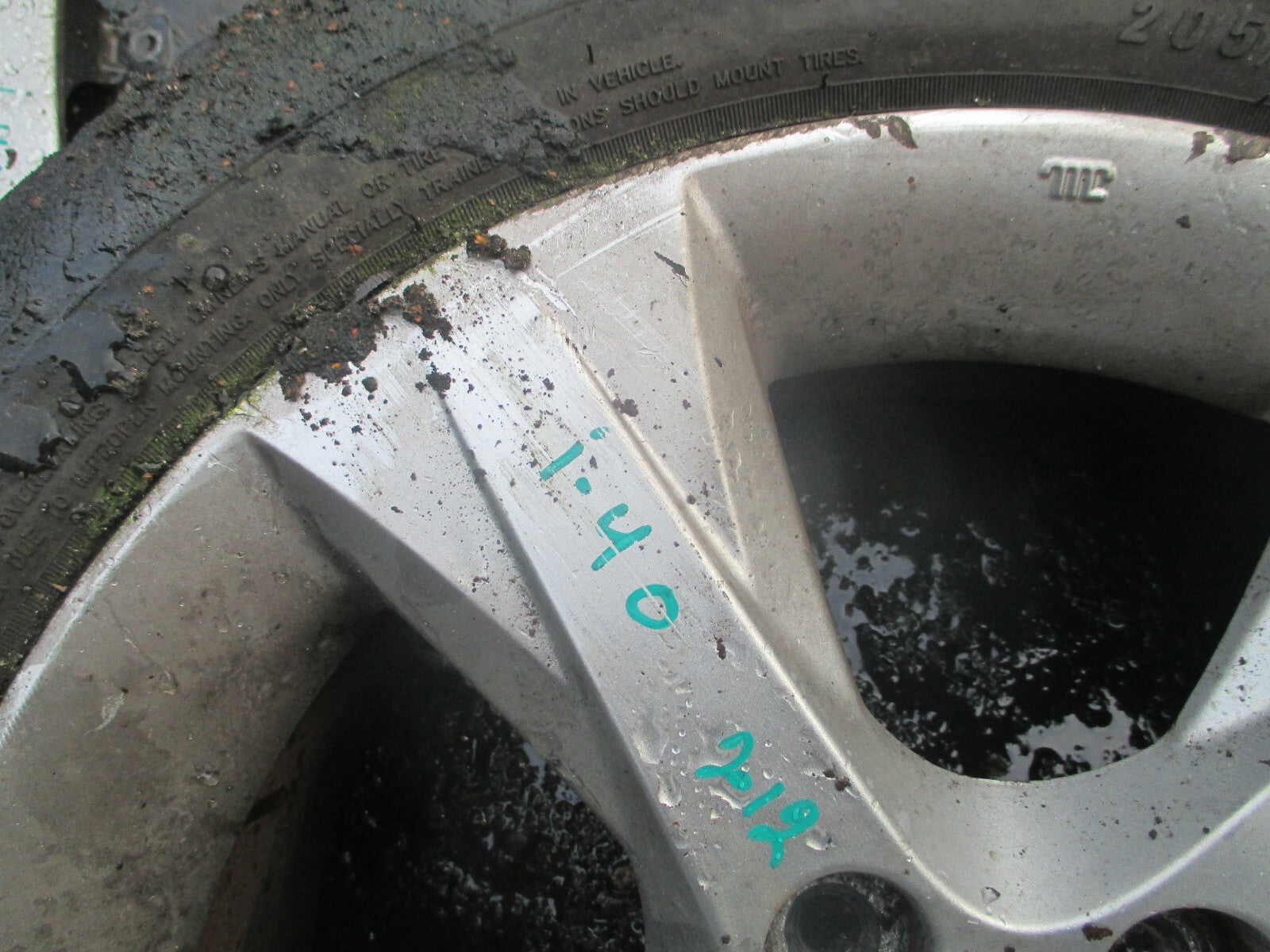 HYUNDAI i40 2012 16 INCH ALLOY WHEEL RIM WITH TYRE  205/60R16 REF 1