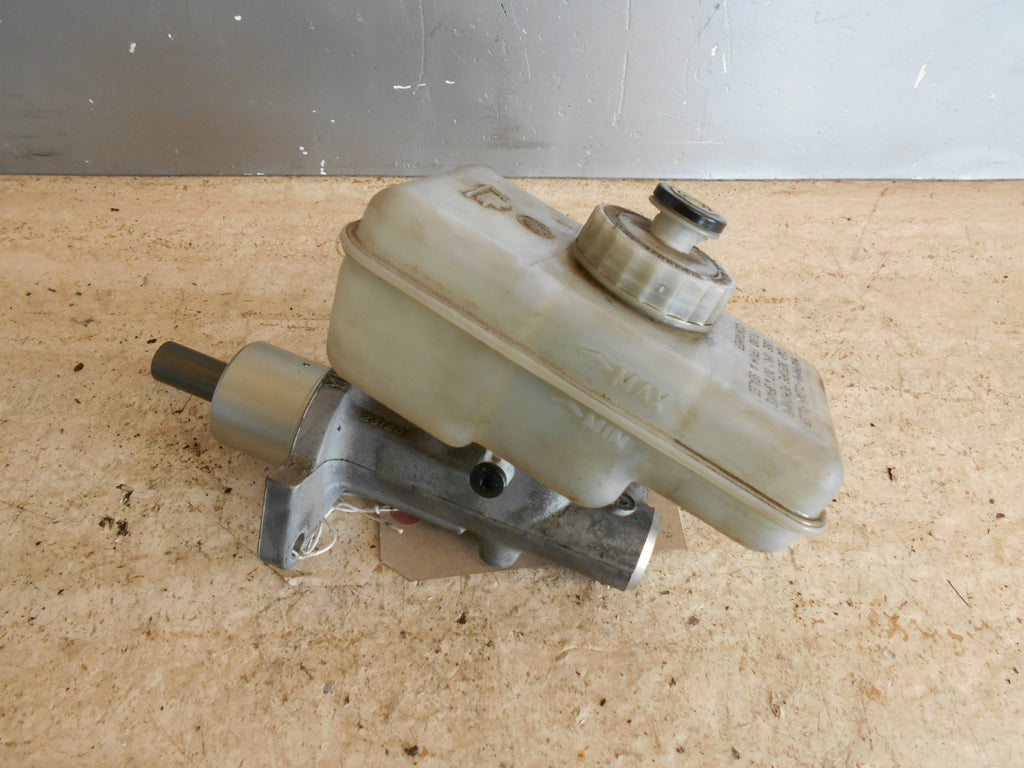 BMW Z3 E36 1998 2.8 BRAKE MASTER CYLINDER & RESERVOIR 3077G