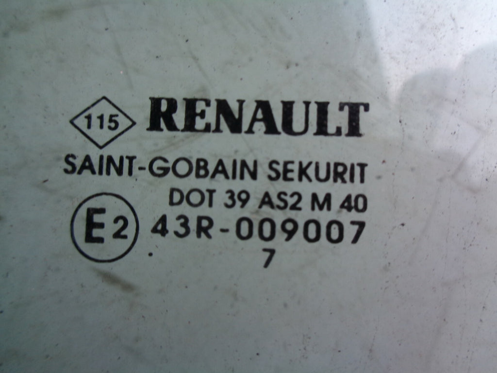 2004 RENAULT MEGANE SCENIC NSF PASSENGER SIDE FRONT WINDOW GLASS E243R009007