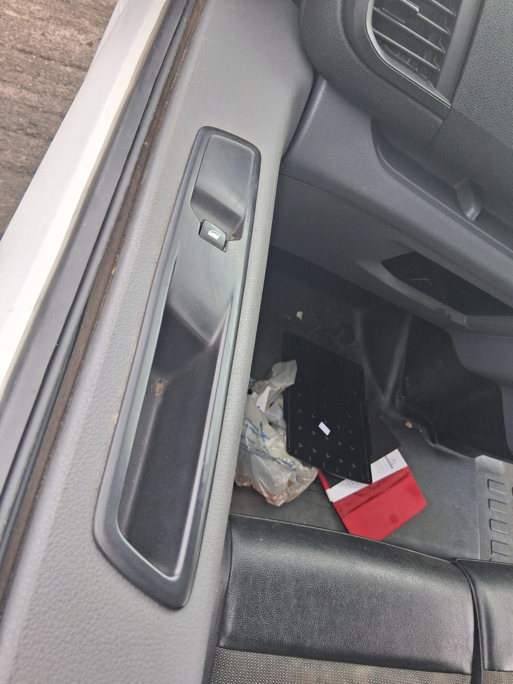 2019 CITROEN DISPATCH VIVARO MK3 NSF PASSENGER SIDE FRONT WINDOW CONTROL SWITCH