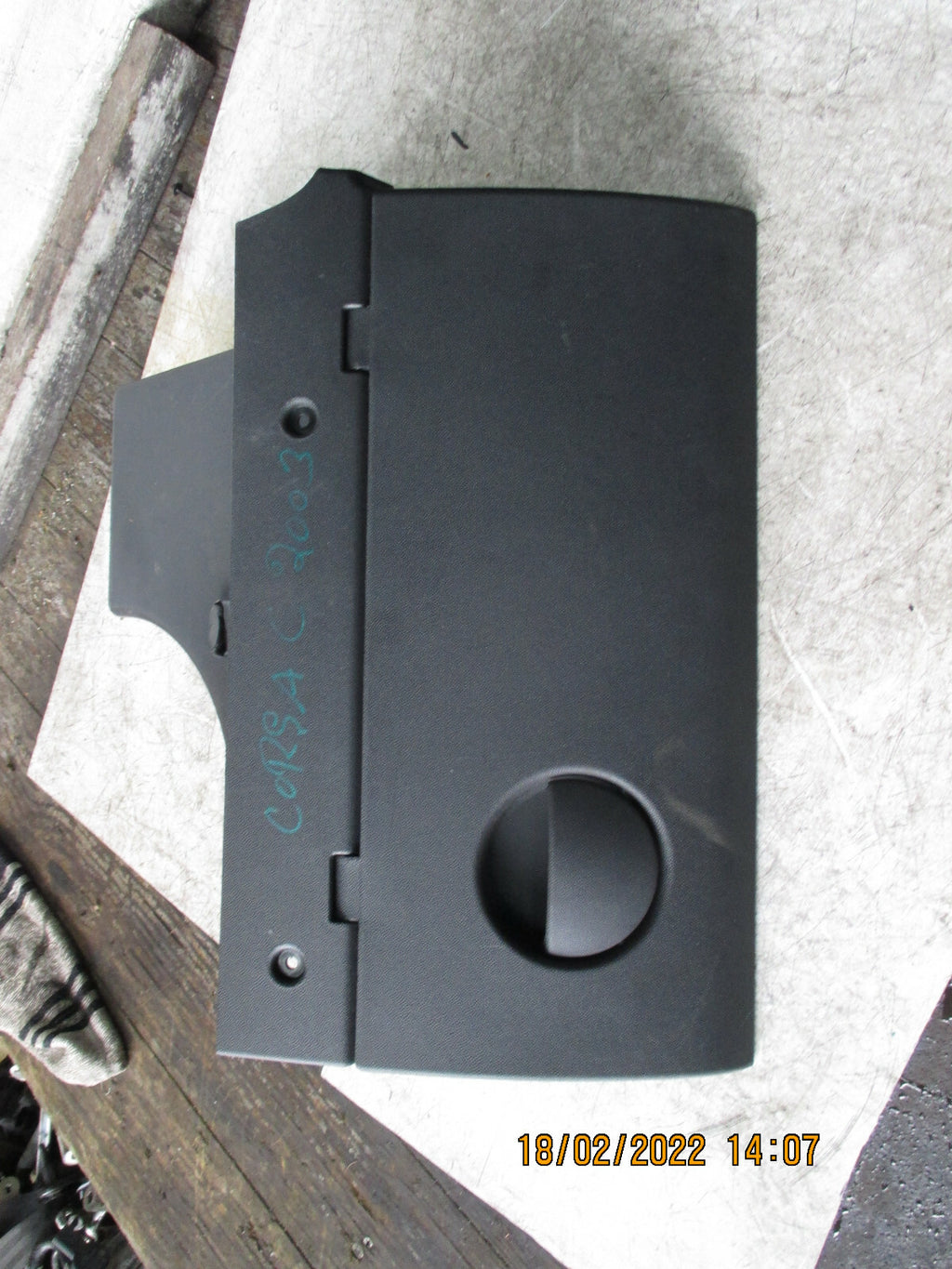 VAUXHALL CORSA C MK3 2003 INTERIOR STORAGE COMPARTMENT GLOVEBOX GLOVE BOX LID