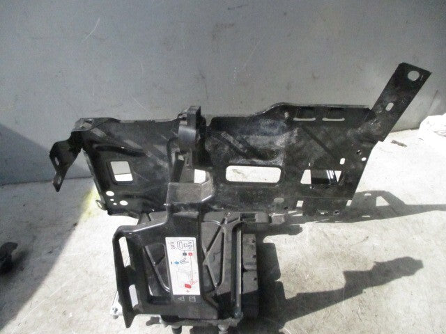 2024 VAUXHALL ASTRA L BATTERY TRAY BOX METAL MOUNTING 9815288480