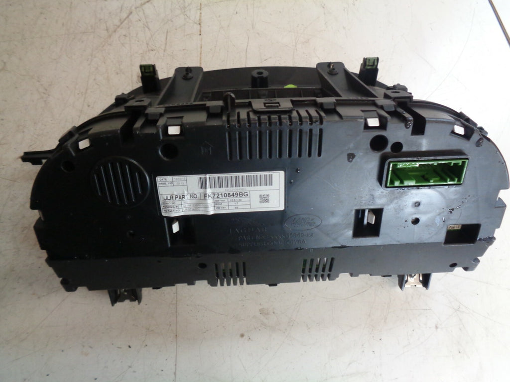 2015 LANDROVER DISCOVERY SPORT 2.2 DIESEL AUTOMATIC SPEEDOMETER FK7210849BG