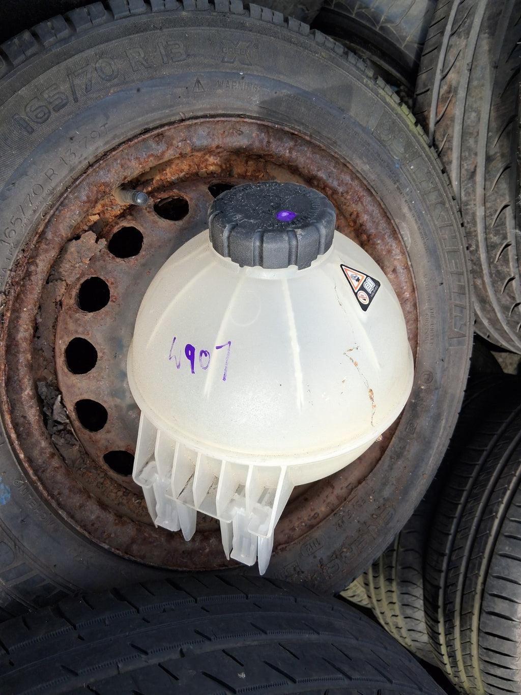 2020 MERCEDES SPRINTER W907 COOLANT WATER EXPANSION TANK RESERVOIR A9105010400